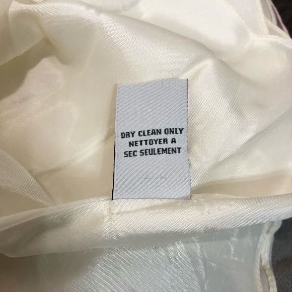 ❌Sold❌ Pink and White Betsey Johnson Dress GUC - Picture 9 of 10